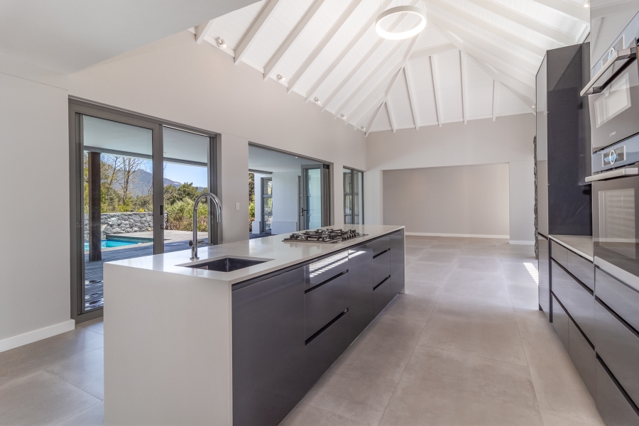 4 Bedroom Property for Sale in Pearl Valley at Val de Vie Western Cape